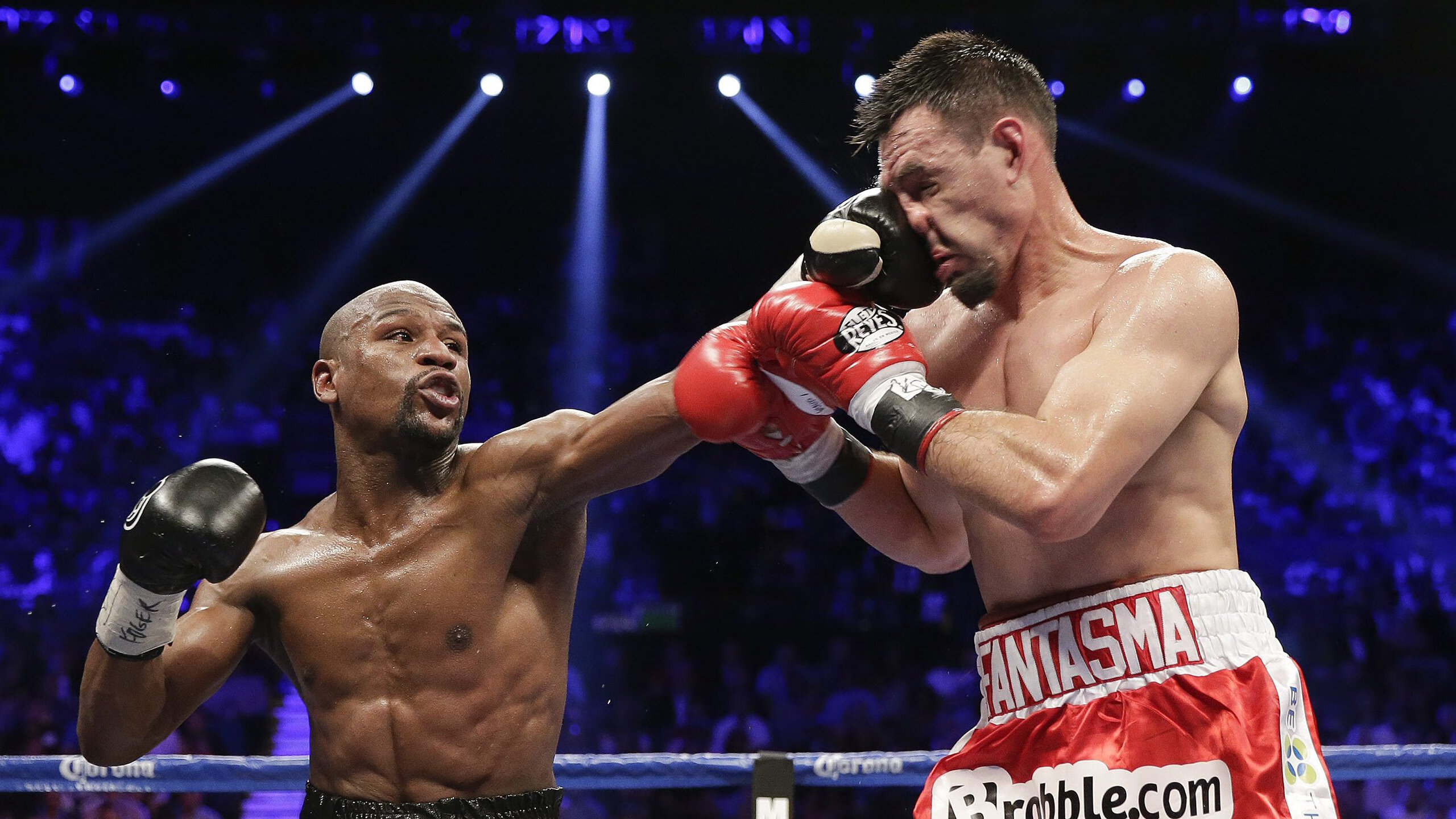 传统民俗运动——高跷比赛热火朝天，民间高跷会