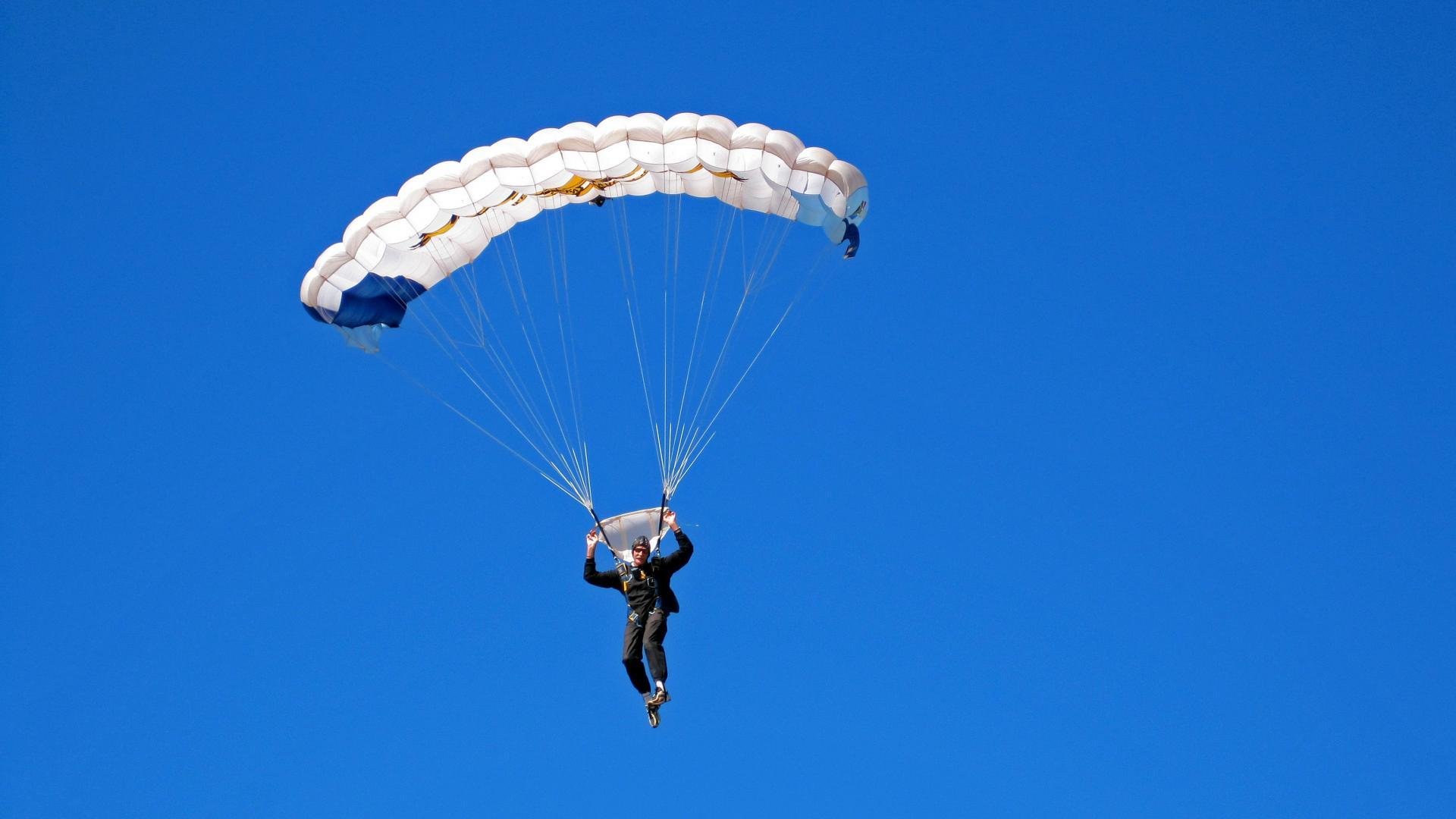 德国队在国际比赛中战无不胜，屡创奇迹，德国队比赛集锦